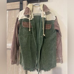 Women’s medium boutique Shacket